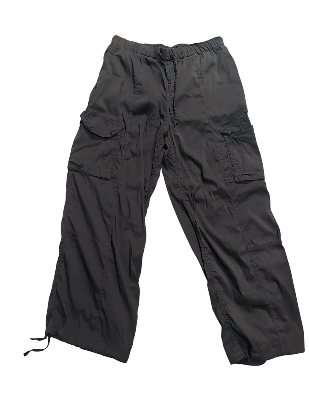 lululemon🍋Lightweight Adjustable Mid-Rise Cargo Pant - BlackSize Med EUC - Picture 8 of 11